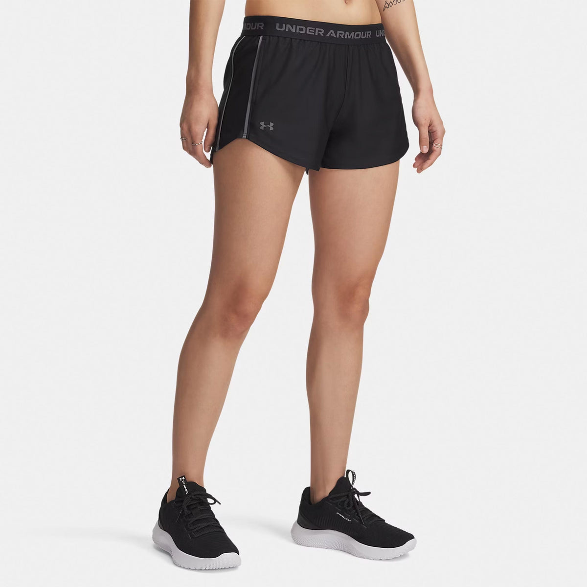 Under Armour Tech Play Up Ballshorts Damen-schwarz