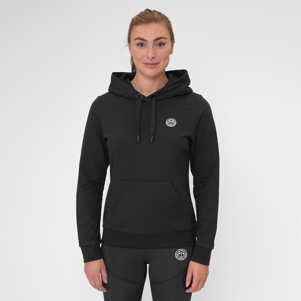 BIDI BADU Crew Chill Hoody Women-Black