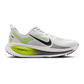 Vomero 18 Neutral running shoe Men - white, lime