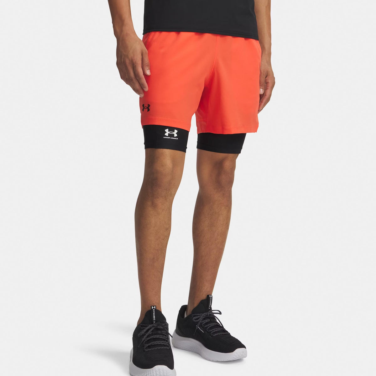 Under Armour Vansih Woven 6in Shorts Men-red, matte black