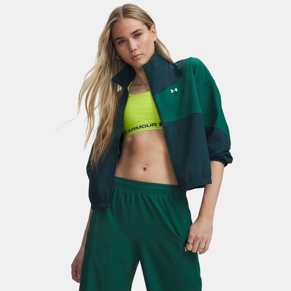 Under Armour Rival Woven Training jacket Women - green