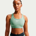 Swoosh Medium Sport-BH Damen - salbei, weiß