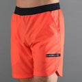 Swift Shorts Herren-koralle