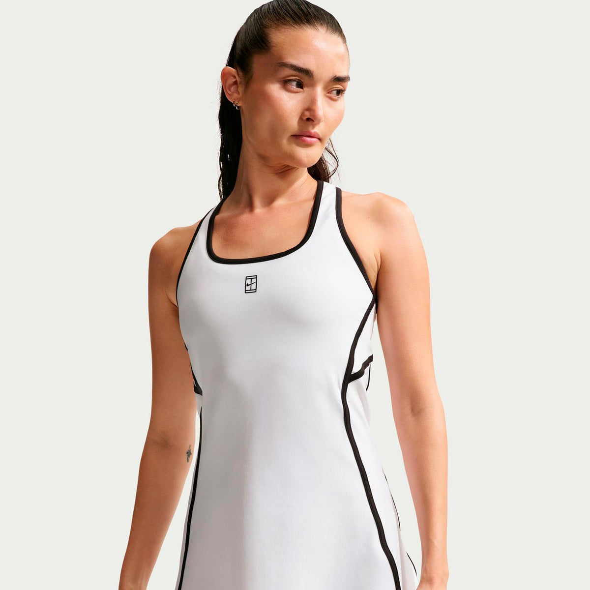 Nike Court Dri-Fit Advantage Kleid Damen-weiß