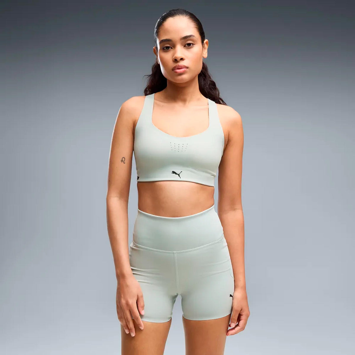 Puma PWRMODE  Sports bras Women - light green
