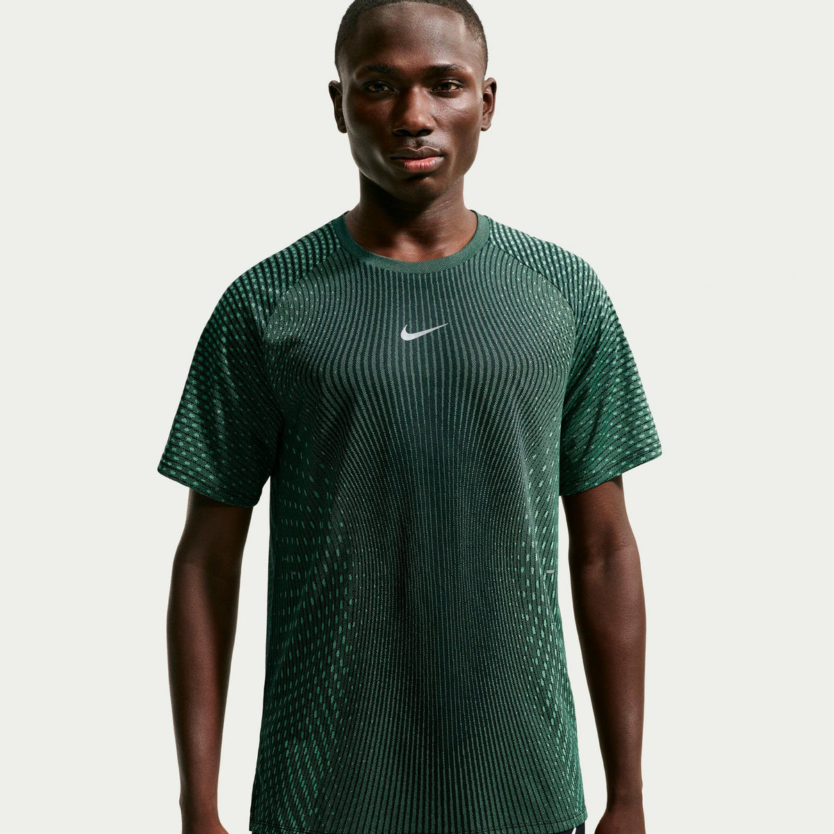 Nike Stride  Running shirt Men - olive, black