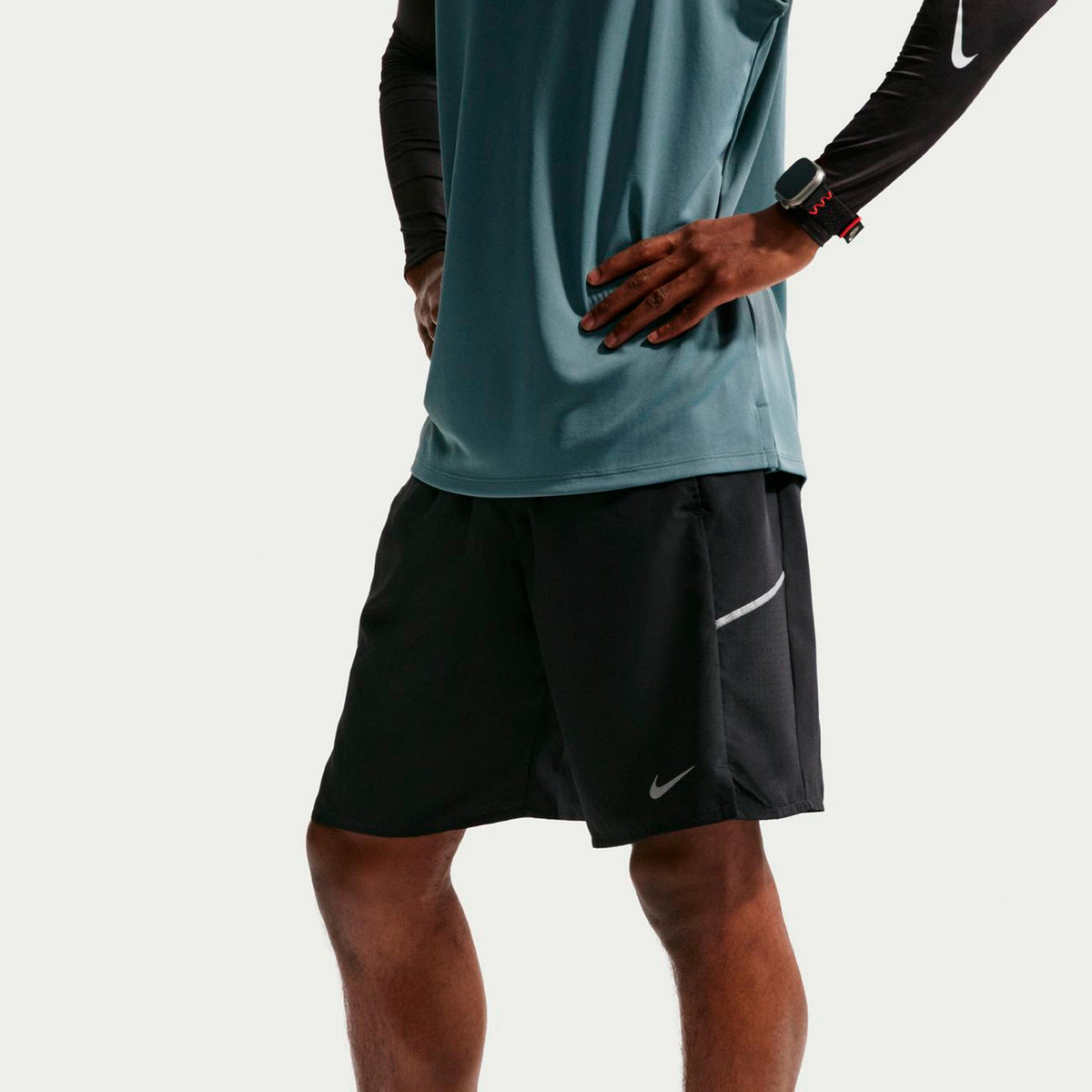 Nike Miler 9in  Running shorts Men - black, silver