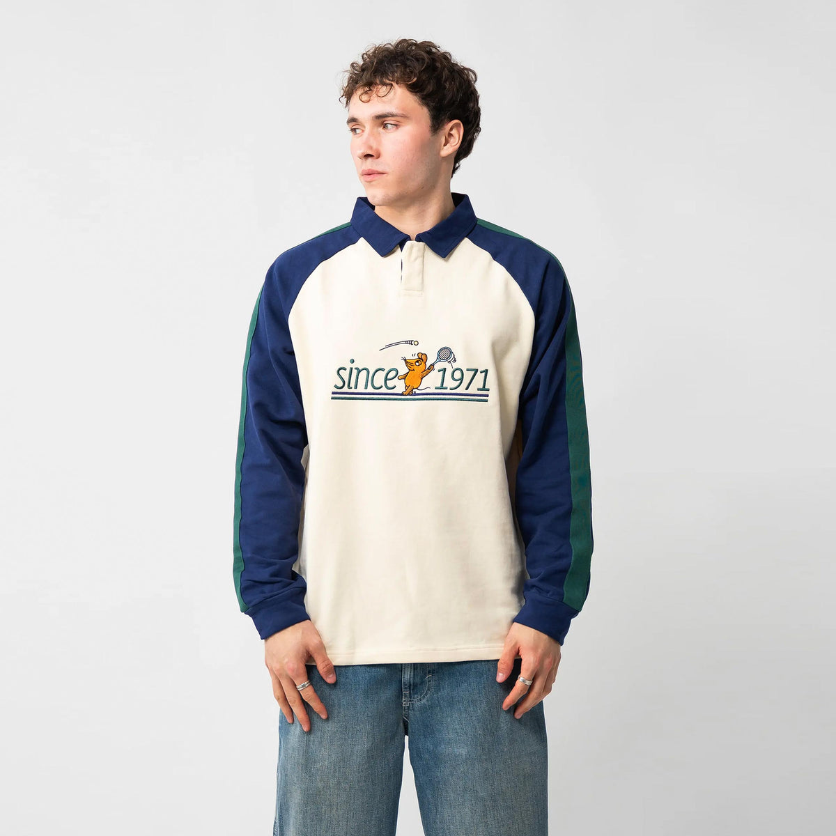 Lobster & Lemonade Maus Tennis – ’63 Rugby Sweatshirt Unisex - creme, mehrfarbig